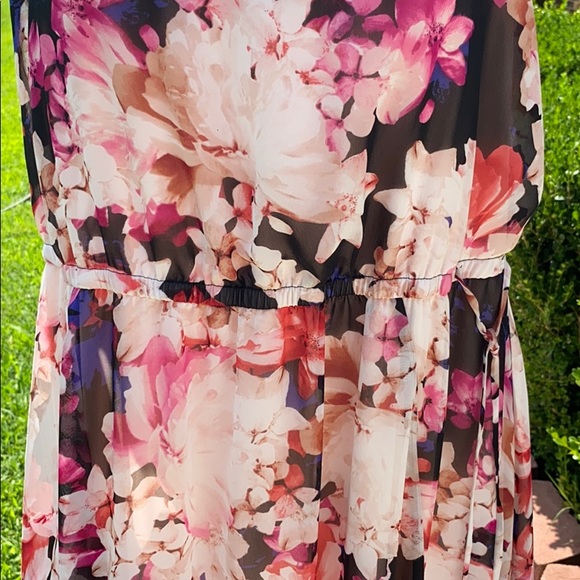 Lane Bryant Women’s Pink Floral Print Dress - Picture 3 of 8